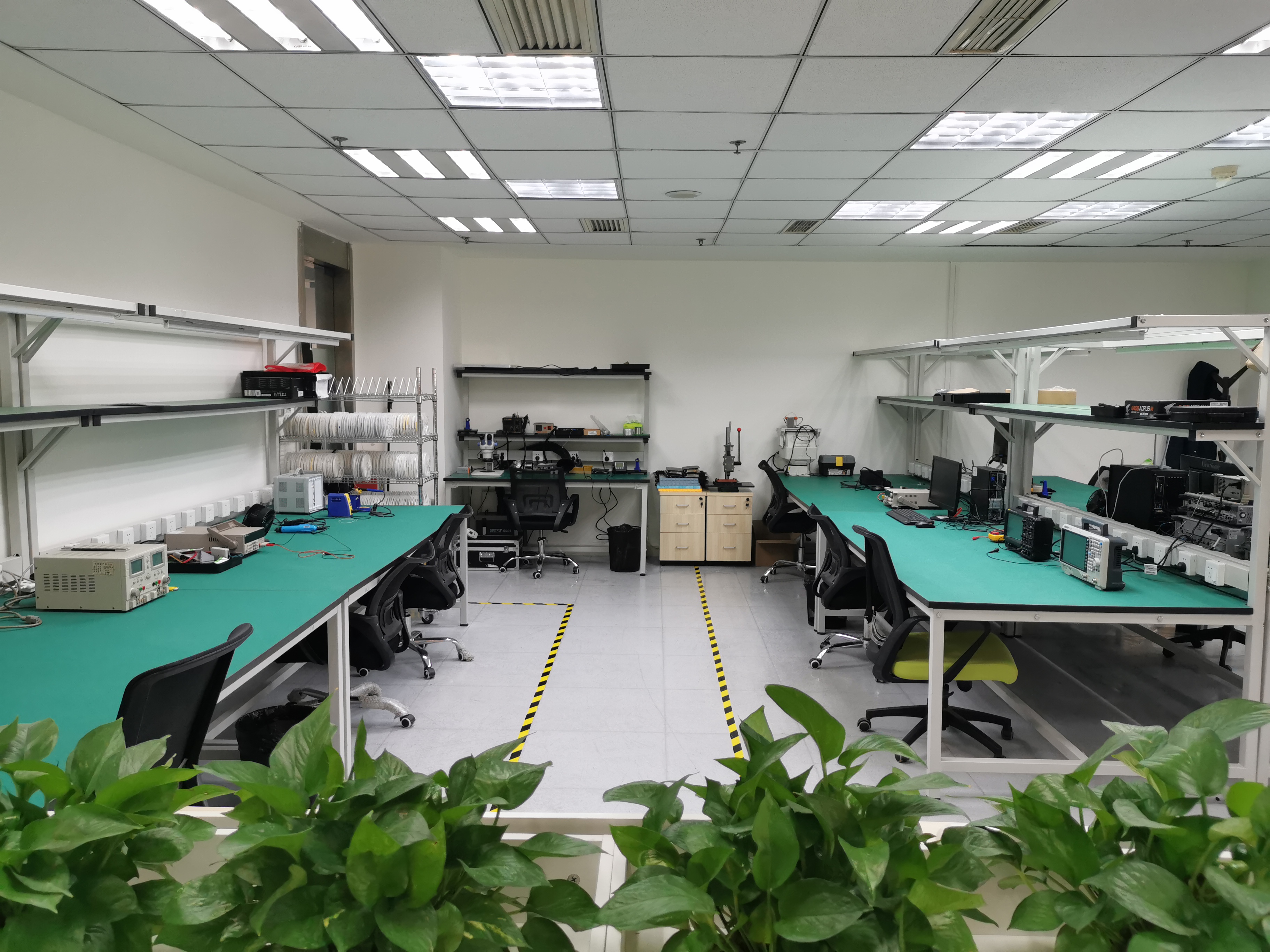 生產(chǎn)車間.jpg 生產(chǎn)車間.jpg